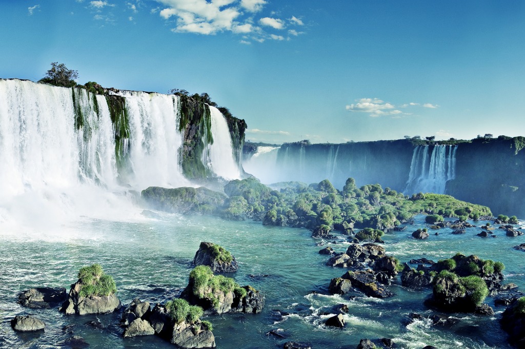 Iguazu Falls jigsaw puzzle in Waterfalls puzzles on TheJigsawPuzzles.com