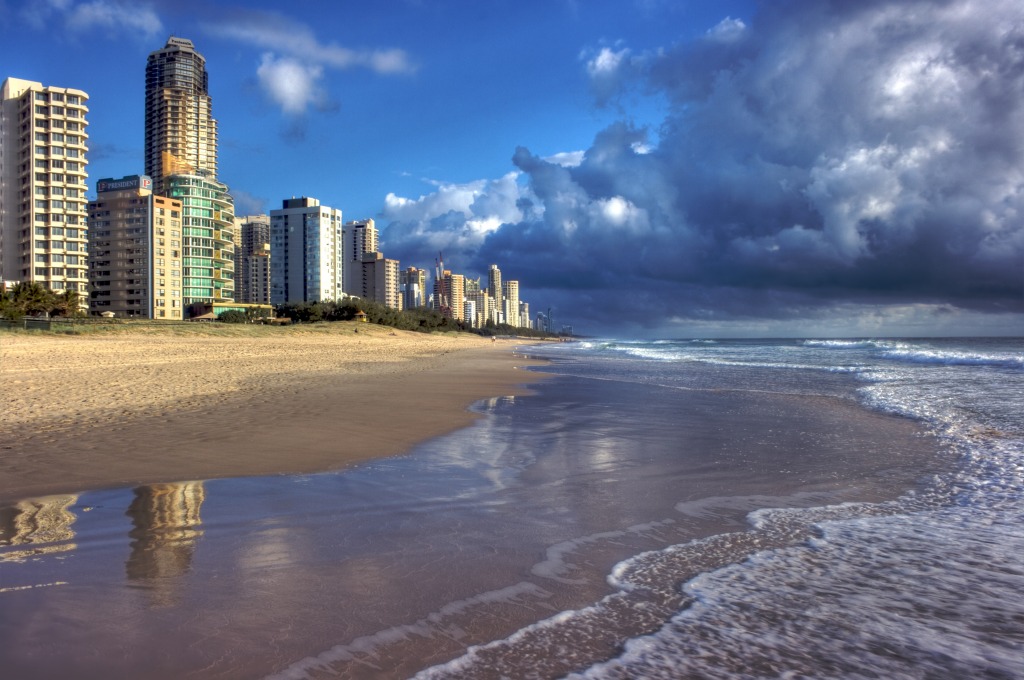 Surfers Paradise jigsaw puzzle in Puzzle of the Day puzzles on TheJigsawPuzzles.com