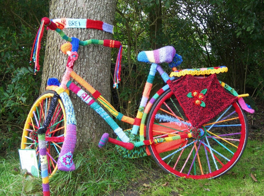 Yarn Bombed Bicycle jigsaw puzzle in Handmade puzzles on TheJigsawPuzzles.com