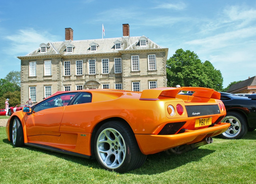 Auto Italia Day at Stanford Hall jigsaw puzzle in Cars & Bikes puzzles on TheJigsawPuzzles.com