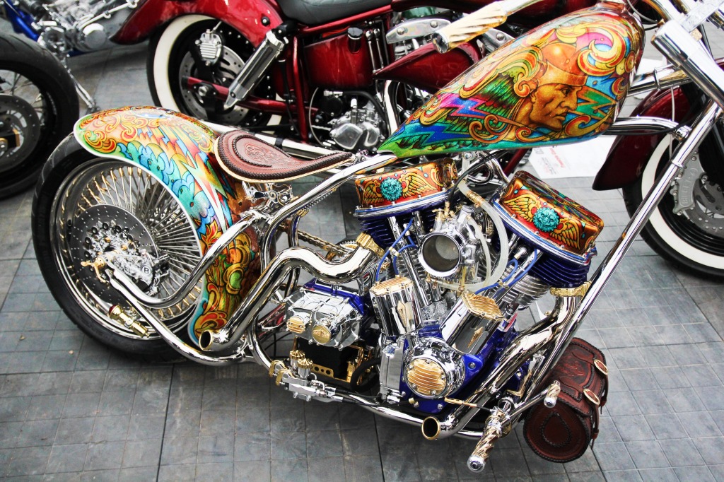 Beaulieu Custom Motorcycle Show jigsaw puzzle in Cars & Bikes puzzles on TheJigsawPuzzles.com