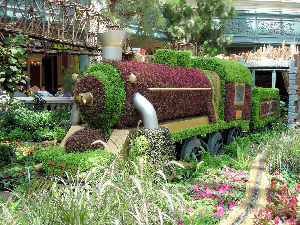Bellagio Hotel jigsaw puzzle in Puzzle of the Day puzzles on TheJigsawPuzzles.com