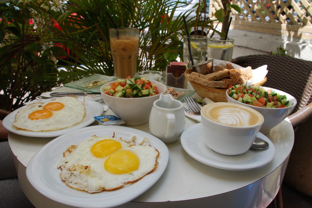 Breakfast at Café Café, Tel Aviv jigsaw puzzle in Food & Bakery puzzles on TheJigsawPuzzles.com