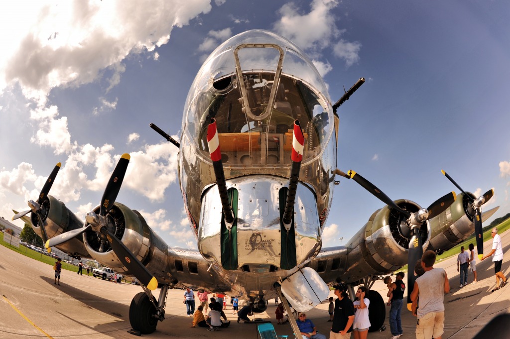 B-17 Sentimental Journey, Arizona Wing CAF jigsaw puzzle in Aviation puzzles on TheJigsawPuzzles.com