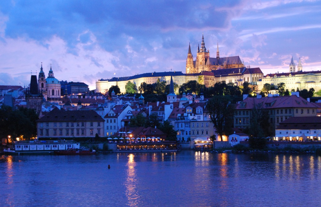 Prague Castle, Czech Republic jigsaw puzzle in Castles puzzles on TheJigsawPuzzles.com