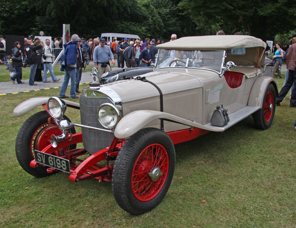 1927 Mercedes-Benz 26/180 jigsaw puzzle in Cars & Bikes puzzles on TheJigsawPuzzles.com