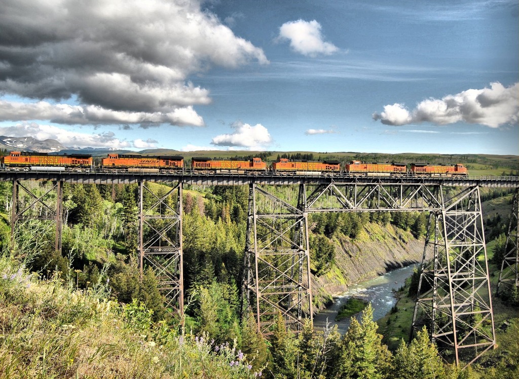 Train Crossing Two Medicine Creek jigsaw puzzle in Bridges puzzles on TheJigsawPuzzles.com