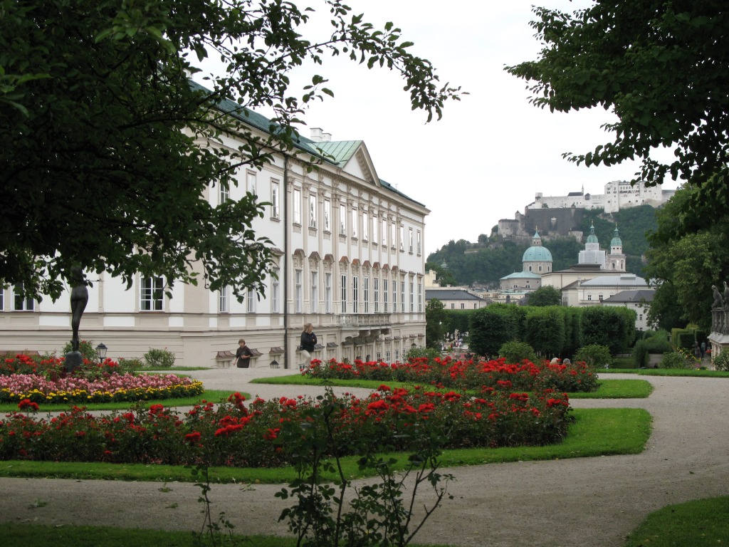 Salzburg - Schloss Mirabell and Festung Hohensalzburg jigsaw puzzle in Castles puzzles on TheJigsawPuzzles.com