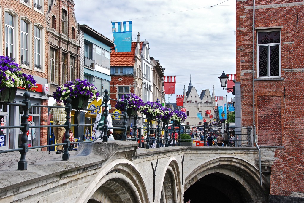 Bridge in Malines, Belgium jigsaw puzzle in Bridges puzzles on TheJigsawPuzzles.com