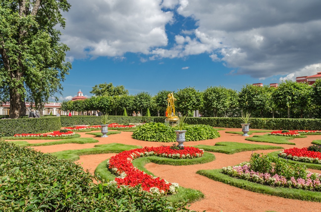 Monplaisir Garden, Lower Park of Peterhof jigsaw puzzle in Flowers puzzles on TheJigsawPuzzles.com