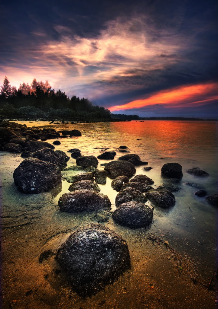 Singapore's Punggol Beach jigsaw puzzle in Great Sightings puzzles on TheJigsawPuzzles.com