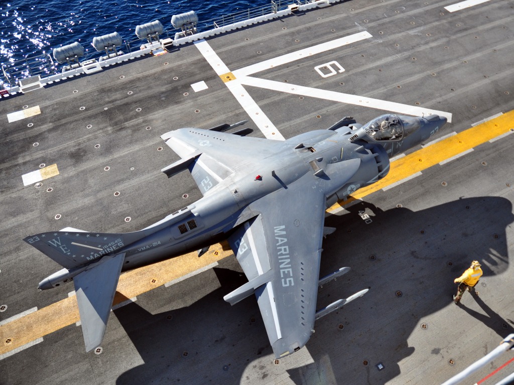 Marine Corps Harrier aboard USS Peleliu jigsaw puzzle in Aviation puzzles on TheJigsawPuzzles.com