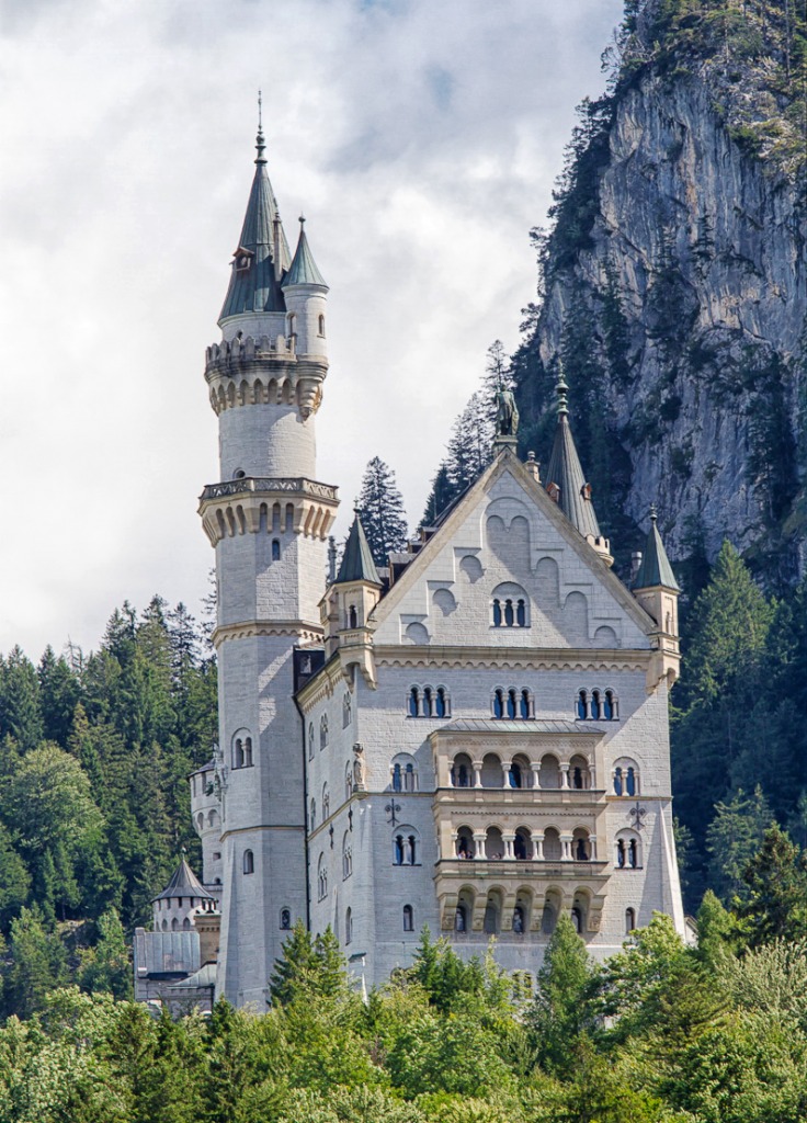 Neuschwanstein Castle, Germany jigsaw puzzle in Castles puzzles on TheJigsawPuzzles.com