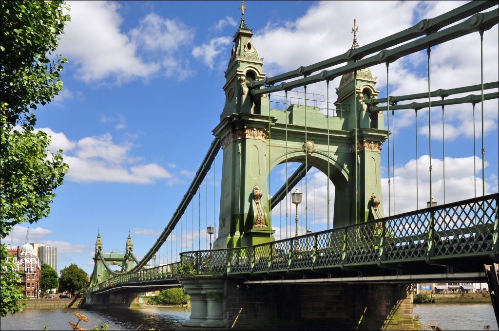 Hammersmith Bridge, West London jigsaw puzzle in Bridges puzzles on TheJigsawPuzzles.com