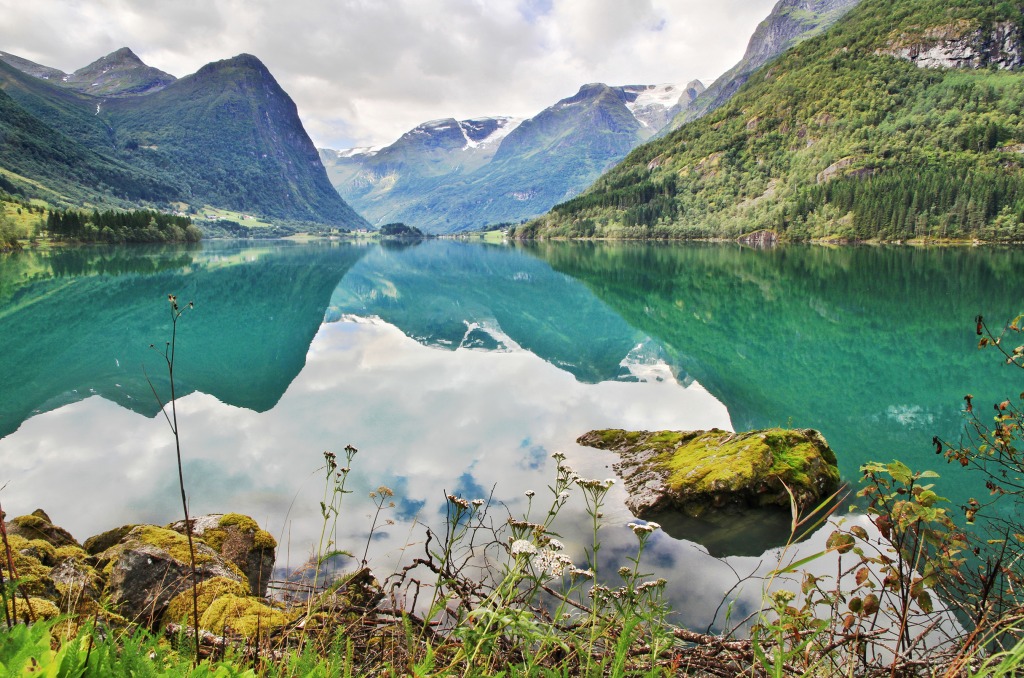 Oldevatnet Lake, Norway jigsaw puzzle in Great Sightings puzzles on TheJigsawPuzzles.com