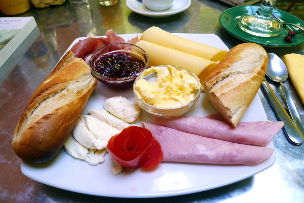 Brazilian Breakfast in London jigsaw puzzle in Food & Bakery puzzles on TheJigsawPuzzles.com