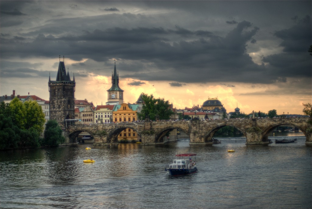 Charles Bridge in Prague jigsaw puzzle in Bridges puzzles on TheJigsawPuzzles.com