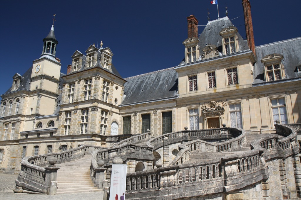 Chateau de Fontainebleau jigsaw puzzle in Castles puzzles on TheJigsawPuzzles.com