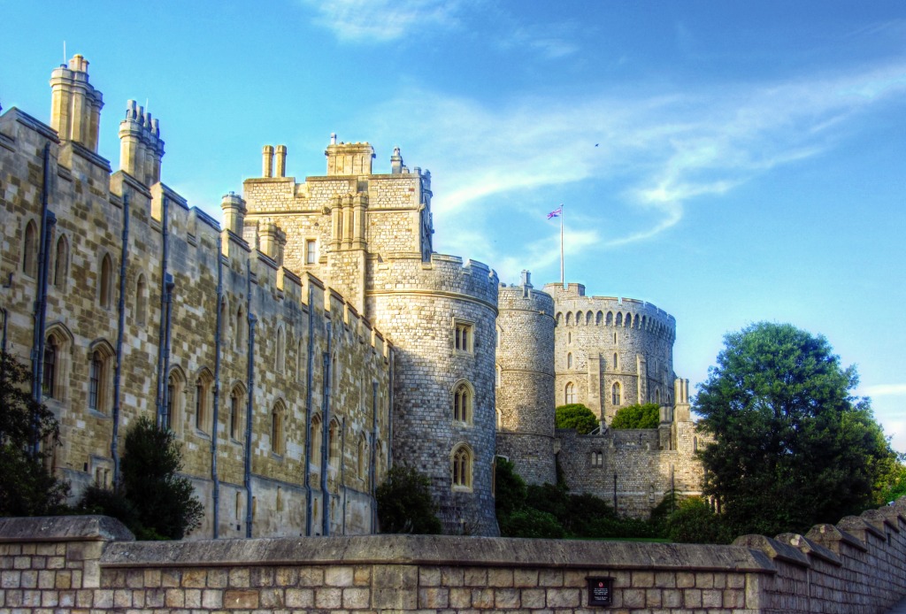 Windsor Castle, England jigsaw puzzle in Castles puzzles on TheJigsawPuzzles.com