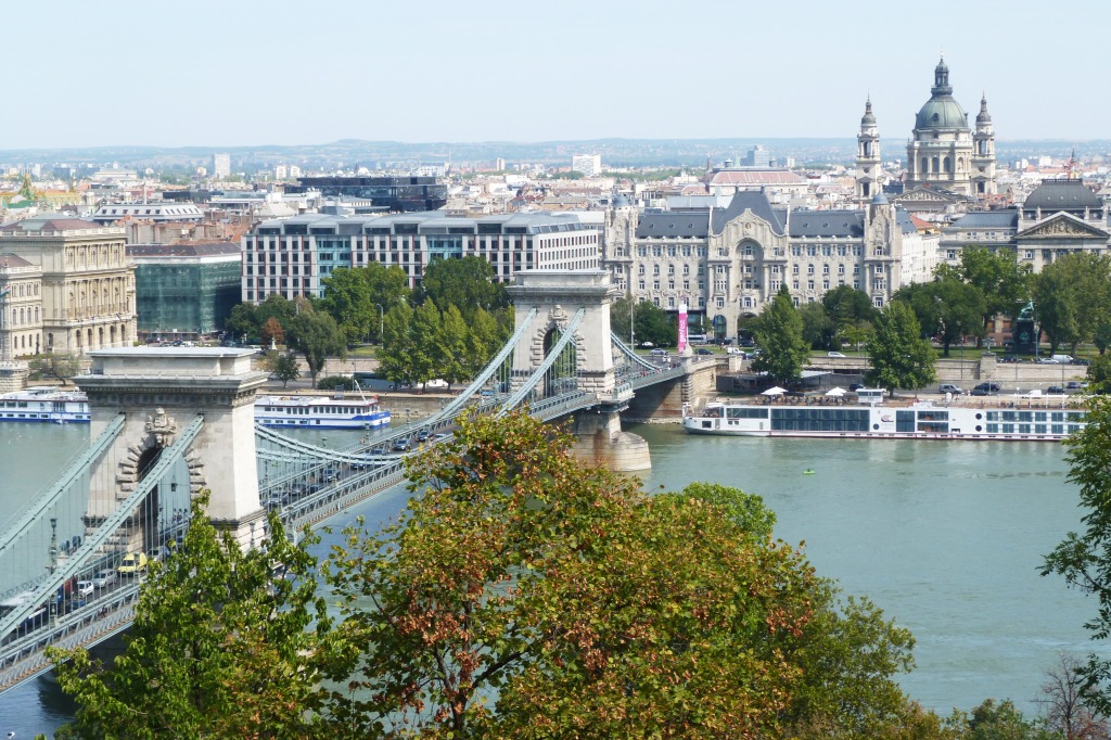 Chain Bridge, Budapest, Hungary jigsaw puzzle in Bridges puzzles on TheJigsawPuzzles.com