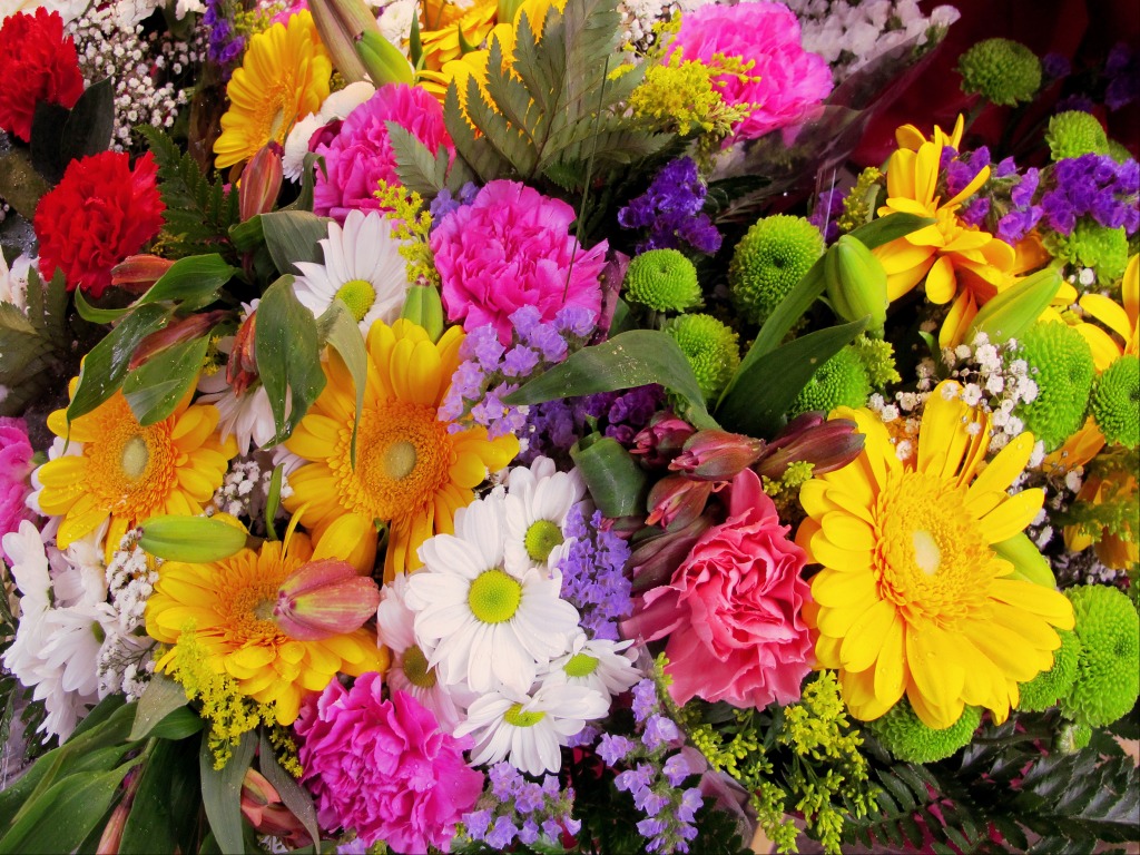 Beautiful Bouquet jigsaw puzzle in Puzzle of the Day puzzles on TheJigsawPuzzles.com