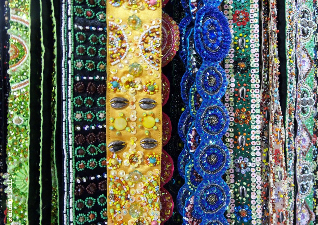 Indonesian Beadwork jigsaw puzzle in Handmade puzzles on TheJigsawPuzzles.com