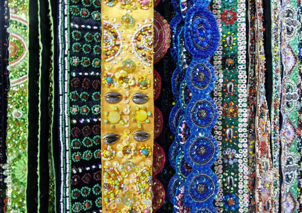 Indonesian Beadwork jigsaw puzzle in Handmade puzzles on TheJigsawPuzzles.com