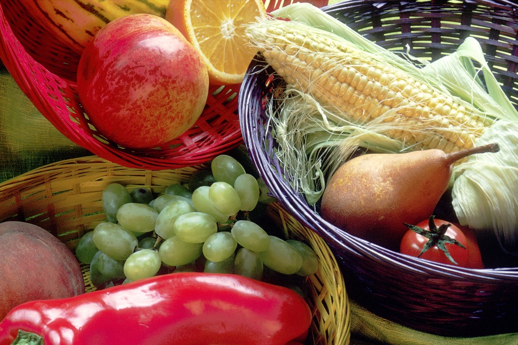 Fruit and Vegetable Baskets jigsaw puzzle in Fruits & Veggies puzzles on TheJigsawPuzzles.com