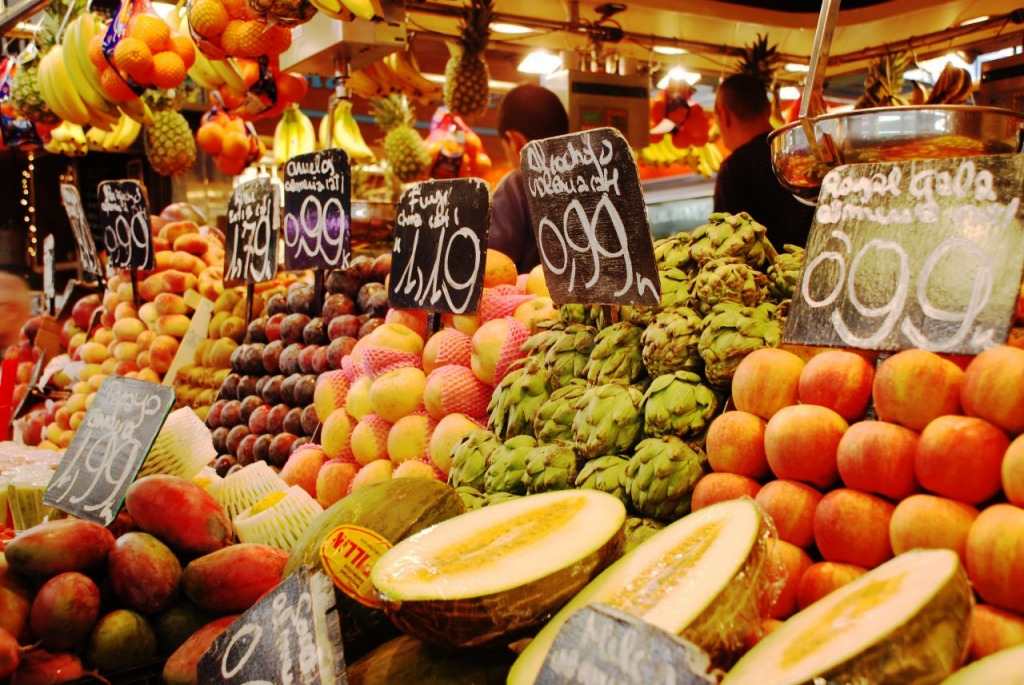 Boqueria Fruit Market, Barcelona, Spain jigsaw puzzle in Fruits & Veggies puzzles on TheJigsawPuzzles.com