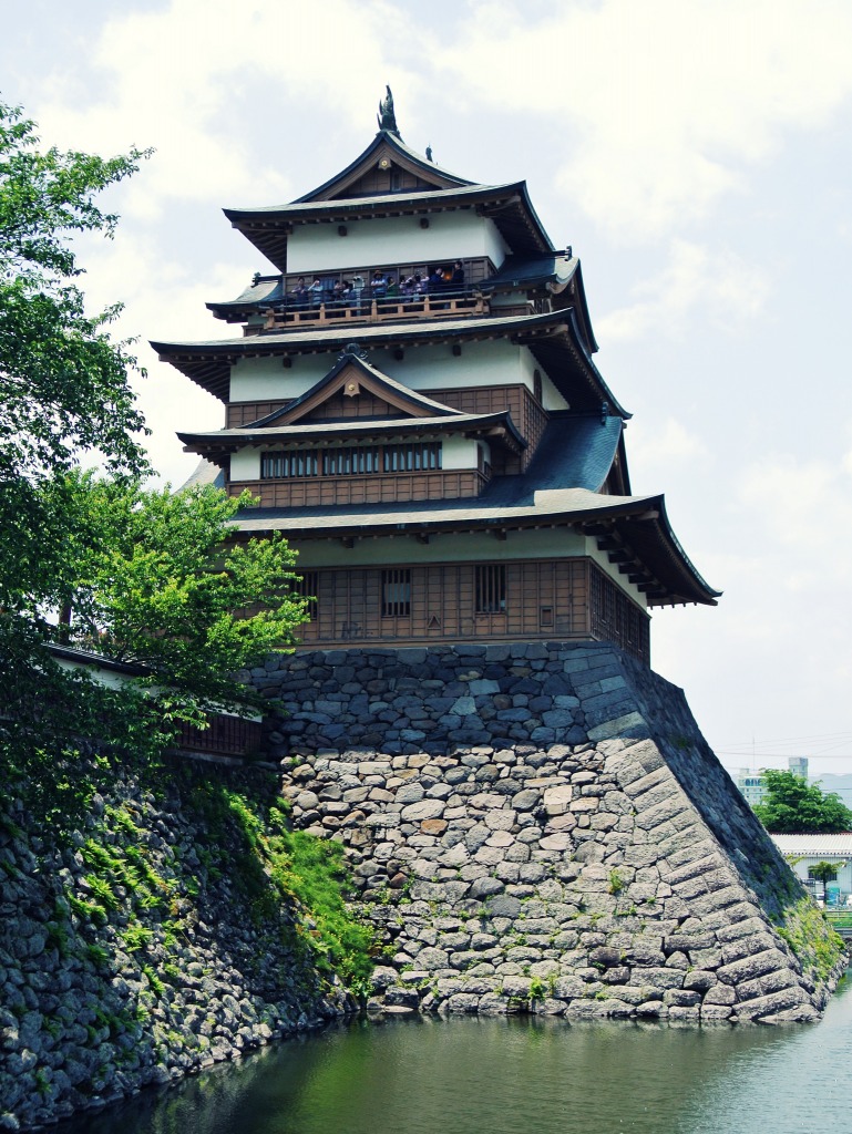 Matsumoto Castle, Nagano, Japan jigsaw puzzle in Castles puzzles on TheJigsawPuzzles.com