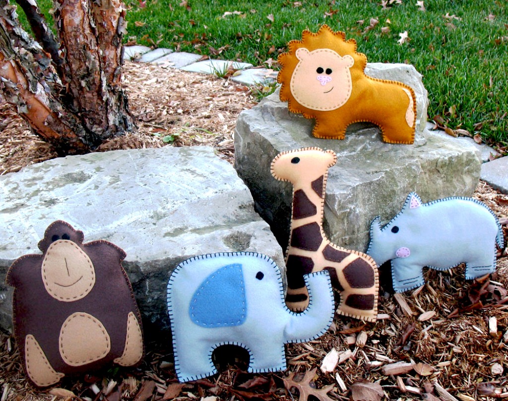 Safari Animal Plushies jigsaw puzzle in Handmade puzzles on TheJigsawPuzzles.com