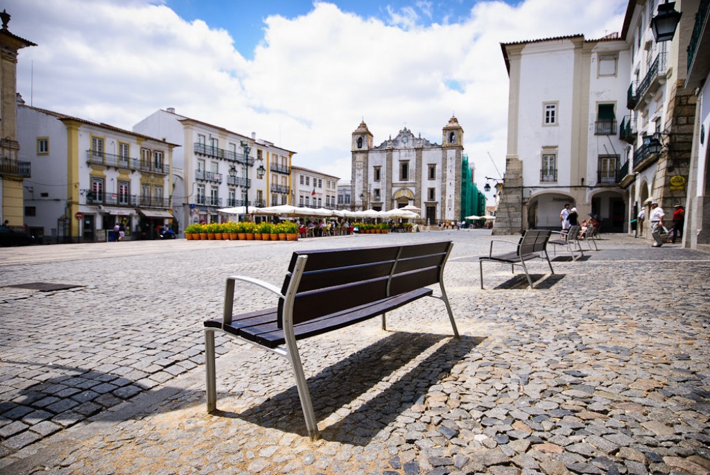 Évora, Portugal jigsaw puzzle in Street View puzzles on TheJigsawPuzzles.com