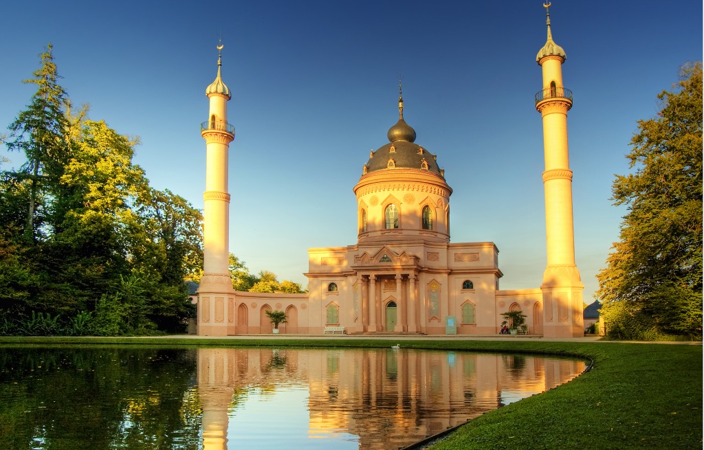 Schwetzingen Castle Mosque jigsaw puzzle in Castles puzzles on TheJigsawPuzzles.com