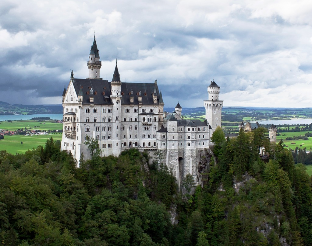 Neuschwanstein Castle, Germany jigsaw puzzle in Castles puzzles on TheJigsawPuzzles.com