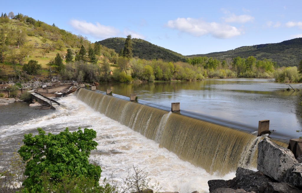 Gold Ray Dam, Oregon jigsaw puzzle in Waterfalls puzzles on TheJigsawPuzzles.com