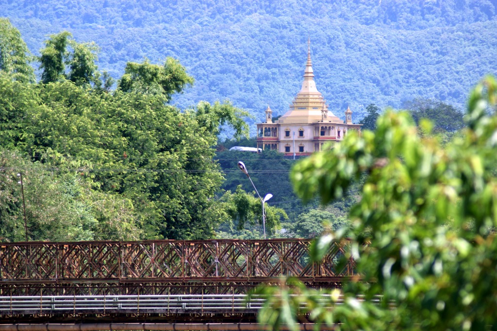 Sisavang Vong Bridge, Luang Prabang, Laos jigsaw puzzle in Bridges puzzles on TheJigsawPuzzles.com