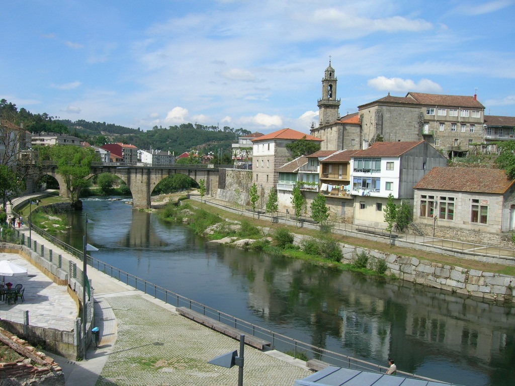 Ribadavia, Spain jigsaw puzzle in Bridges puzzles on TheJigsawPuzzles.com