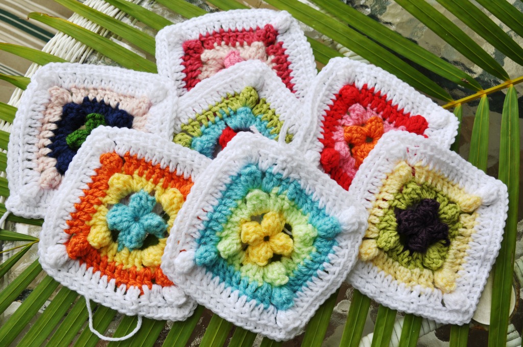 Granny Squares in Key West jigsaw puzzle in Handmade puzzles on TheJigsawPuzzles.com