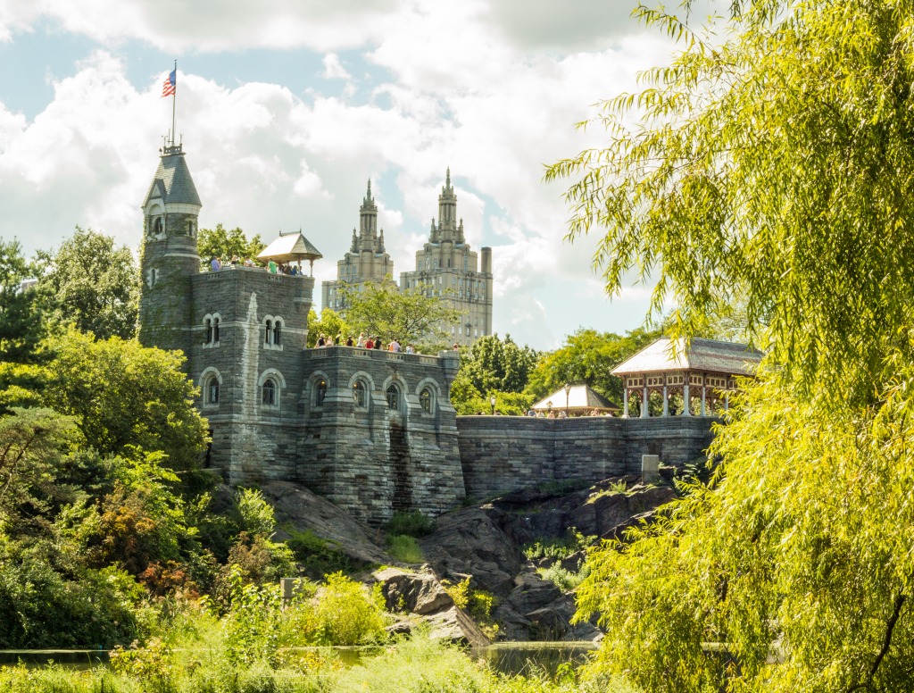 Castle in Central Park, NYC jigsaw puzzle in Castles puzzles on TheJigsawPuzzles.com