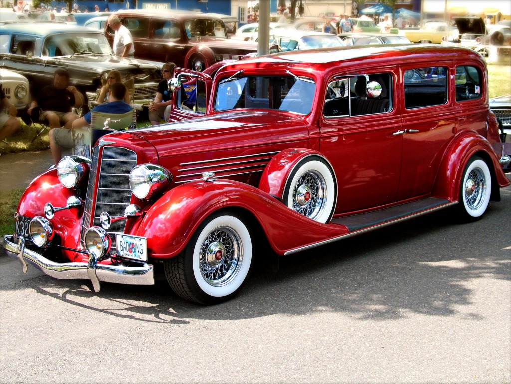 1935 Buick jigsaw puzzle in Puzzle of the Day puzzles on TheJigsawPuzzles.com