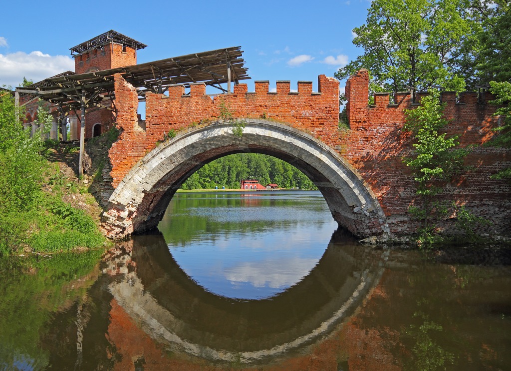 Former Marfino Estate, Grand Bridge jigsaw puzzle in Bridges puzzles on TheJigsawPuzzles.com