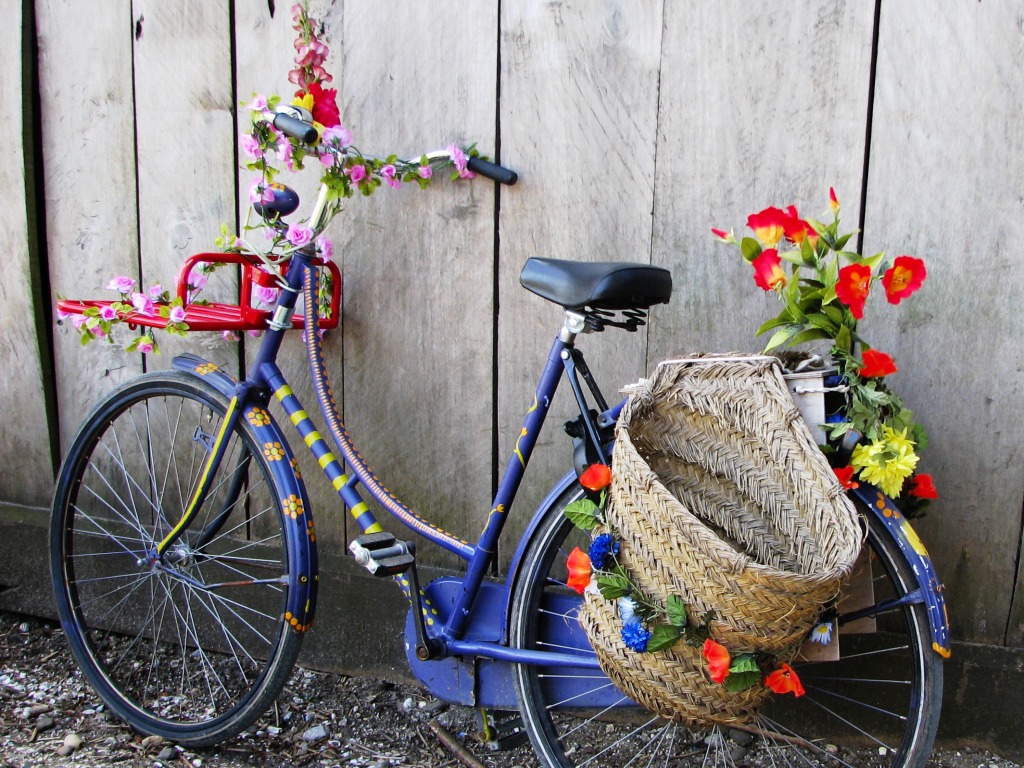 Happy Bike jigsaw puzzle in Flowers puzzles on TheJigsawPuzzles.com