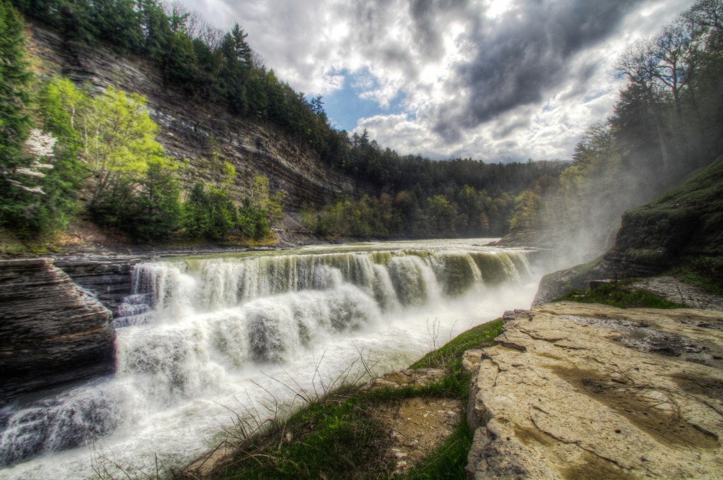 Lower Falls, Letchworth State Park jigsaw puzzle in Waterfalls puzzles on TheJigsawPuzzles.com