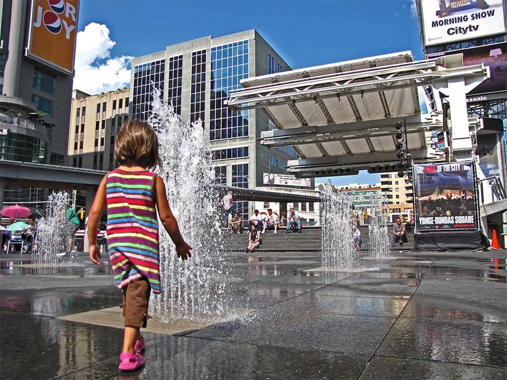 Yonge Dundas Square, Toronto, Canada jigsaw puzzle in Street View puzzles on TheJigsawPuzzles.com