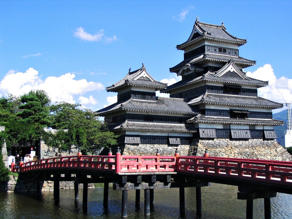 Matsumoto Castle, Japan jigsaw puzzle in Bridges puzzles on TheJigsawPuzzles.com