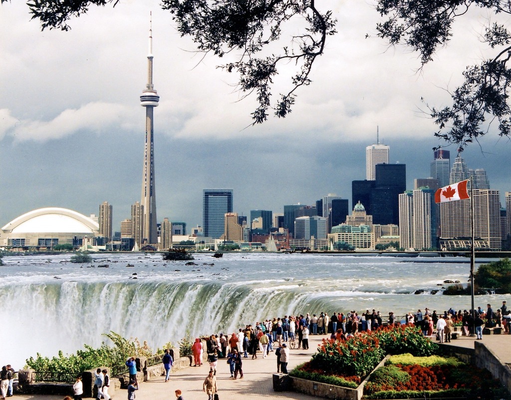 Toronto Meets Niagara jigsaw puzzle in Waterfalls puzzles on TheJigsawPuzzles.com