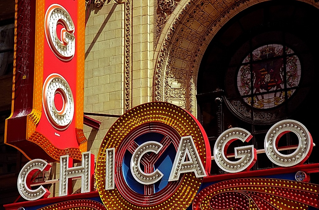Chicago Theater jigsaw puzzle in Puzzle of the Day puzzles on TheJigsawPuzzles.com