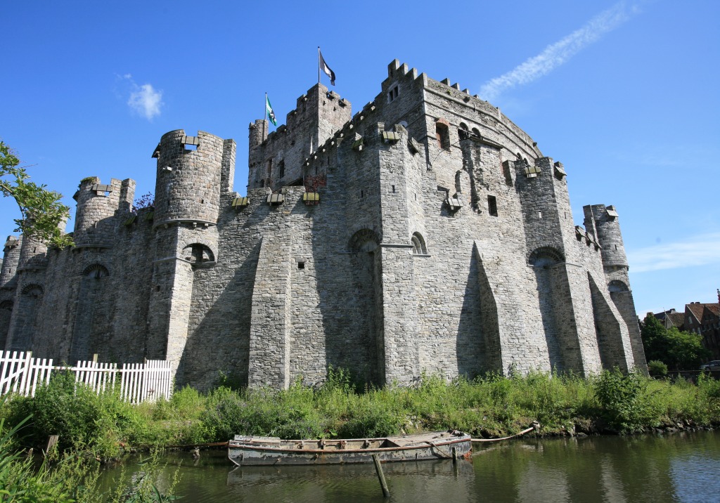 Ghent Castle, Belgium jigsaw puzzle in Castles puzzles on TheJigsawPuzzles.com