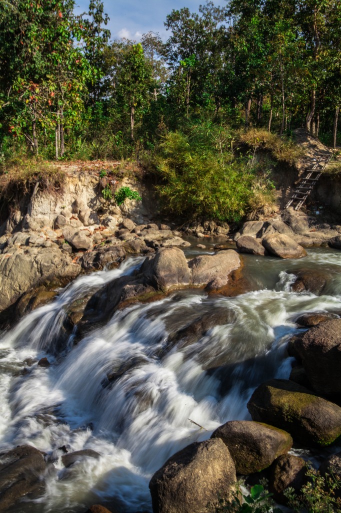 Small Waterfall in Cambodia jigsaw puzzle in Waterfalls puzzles on TheJigsawPuzzles.com