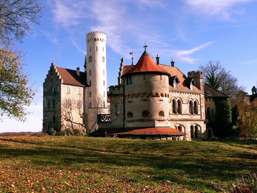 Lichtenstein Castle, Germany jigsaw puzzle in Puzzle of the Day puzzles on TheJigsawPuzzles.com